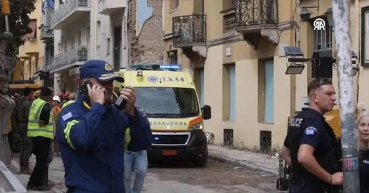 Afinada çantada olan qurğu partladı: 4 yaralı