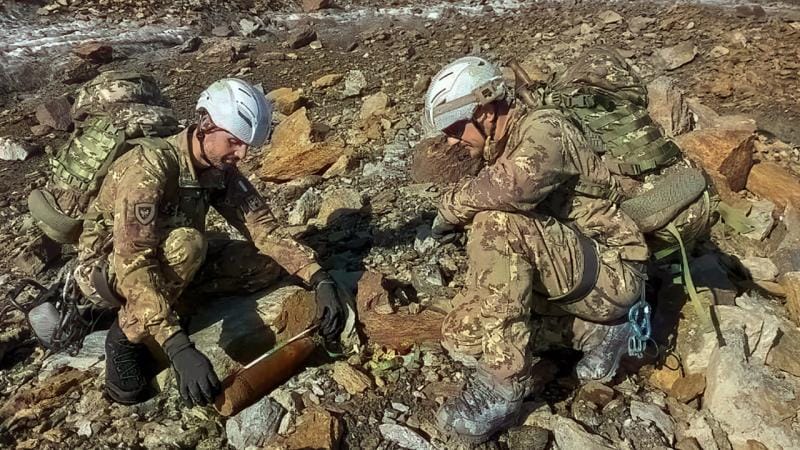 Buzlaqların altından Birinci Dünya Müharibəsi dövrünə aid 250 ədəd sursat üzə çıxdı