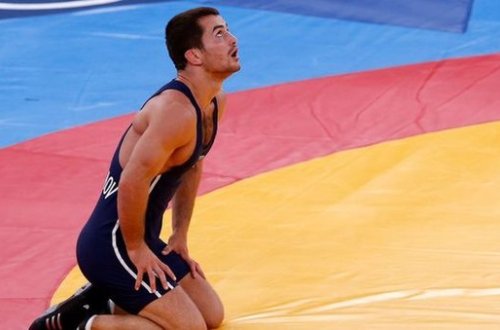 Rio-2016: Rövşən Bayramov 1/4 finalda