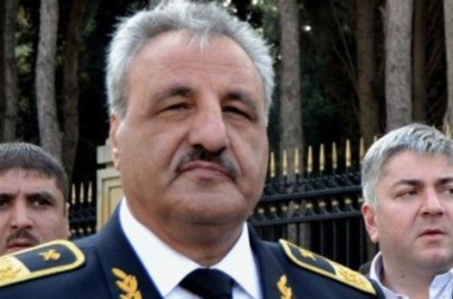 Tağı Əhmədovu oğlunun həbsi ilə təhdid ediblər