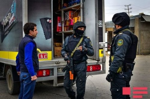 Salyanda dələduz “polislər” tutuldu