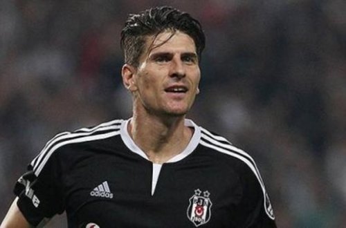 Superliqanın bombardiri 