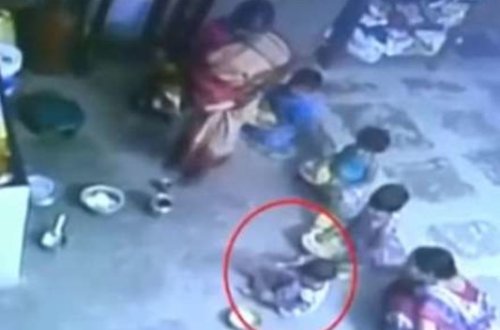 Dünya Hindistanda uşaqlara edilən bu vəhşilikdən danışır