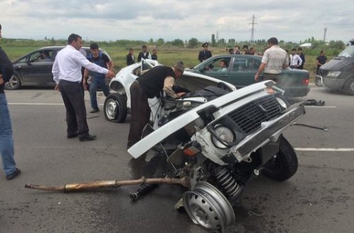 Sürücülər bu qəzadan sağ çıxdı