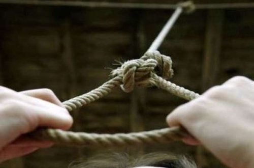 Bakıda kişi işlədiyi şirkətdə özünü öldürdü