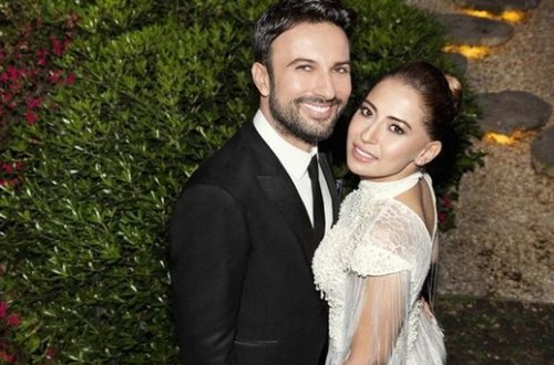 Tarkan evləndi