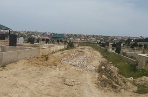 Bakıda qəbristanlıq biznesi: