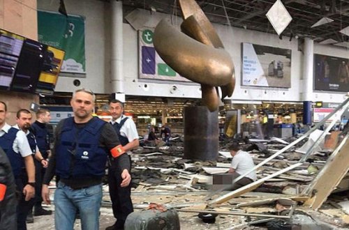 Brüssel aeroportu terror aktlarından sonra yenidən işləməyə başlayıb
