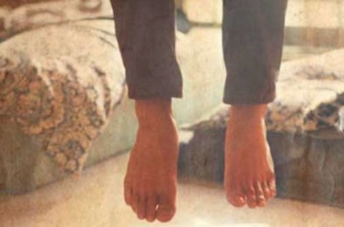 25 yaşlı oğlan borca görə özünü asdı