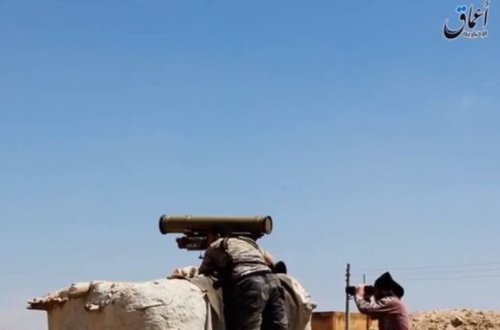 İŞİD yaraqlıları üç türk “Fırtına”sını vurdular