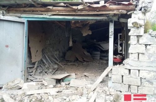 Düşmən artilleriyası dinc sakinləri hədəfə alıb