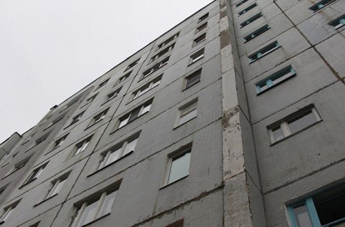 Azərbaycanlı uşaq 10-cu mərtəbədən düşərək öldü