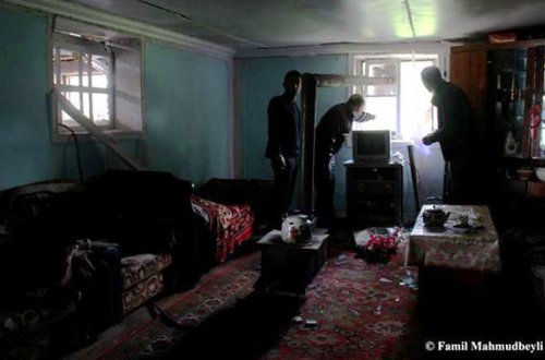 Cəbhə bölgəsində dağıdılan evlərin