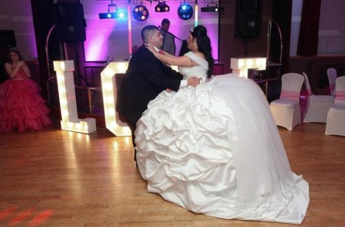 Qaraçı toyunda gəlin elə libas geyindi ki...