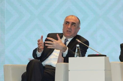 `Biz `qutudan kənar` düşünməliyik`