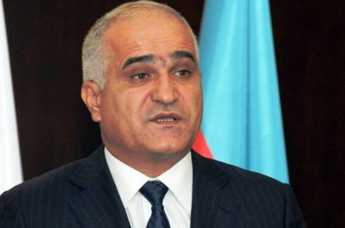 Nazir supermarket rəhbərlərinə