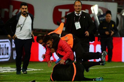 “Fənərbaxça”nın oyununda dava