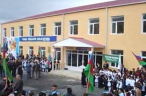 Rüşvət içində boğulan təhsil ocağı :136 saylı məktəbdə nə baş verir