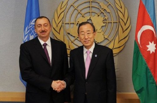 Pan Gi Mun İlham Əliyevə zəng etdi