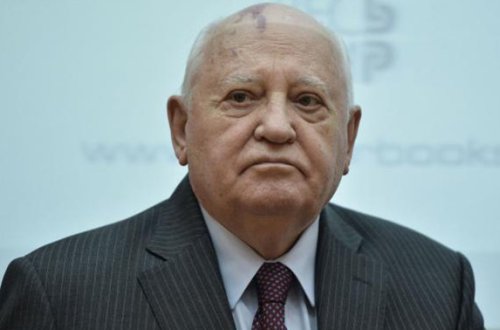 Qorbaçov xəstəxanaya yerləşdirildi