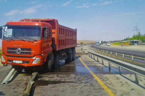 Sürücü “Azəravtoyol”a 3600 manat ziyan vurdu