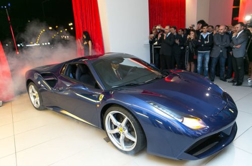Bakıda Ferrari 488 Spider təqdim olundu
