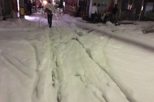 Yaponiya şəhərinin küçələrində qeyri-adi mənzərə