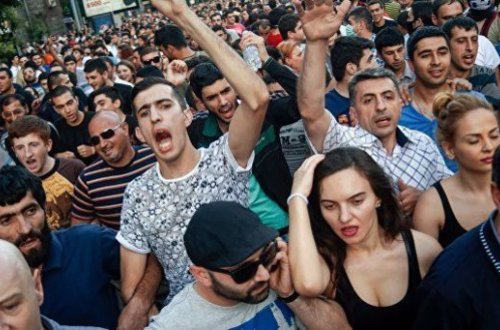 Erməniləri Qarabağa göndərməklə hədələyirlər