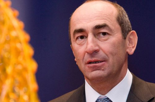 Köçəryanın evinə qumbara atıldı