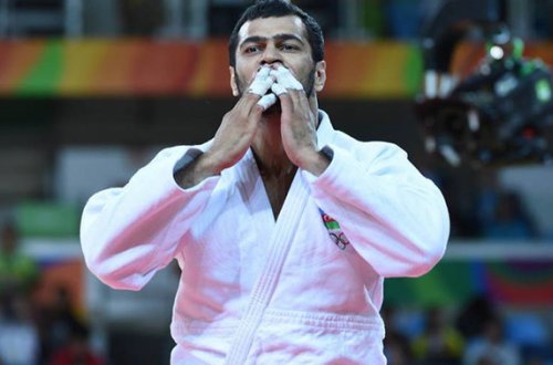 “Atama minnətdaram, o, məni idmana qoyub...”