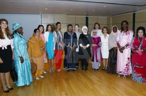 Mehriban Əliyeva islam ölkələrinin birinci xanımları ilə