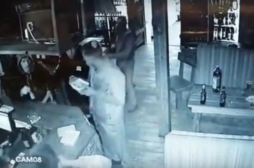 Kafedə dəhşətli qətl