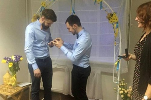 Bu ölkədə ilk dəfə geylərin toy mərasimi keçirilib