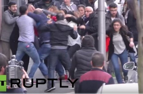 Almaniyada türklərlə kürdlər arasında kütləvi dava