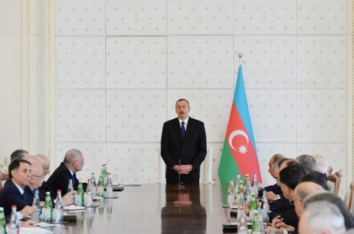 `Ordu quruculuğuna böyük diqqət göstərməliyik`