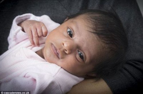 19 yaşlı qız tibb aləmini şoka saldı