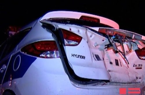 Bakıda sərxoş sürücü yol polisi avtomobilini vurdu