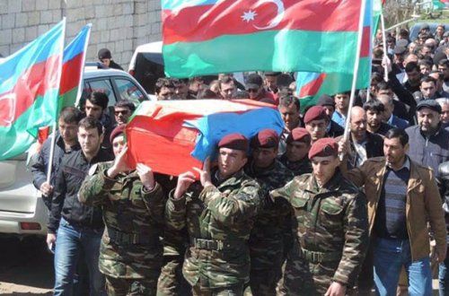 Daha bir şəhid torpağa tapşırıldı