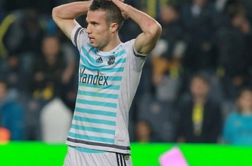 “Sən nə zaman futbol oynayacaqsan?”