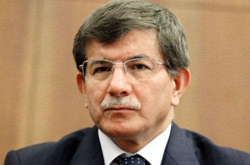 Davudoğlu İlham Əliyevi Qarabağdakı qələbələrə görə təbrik etdi