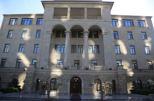 Prezident bu səlahiyyəti Müdafiə Nazirliyindən aldı