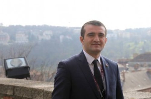 ƏHMƏD ŞAHİDOVDAN RATİ SƏDRİNƏ SƏRT CAVAB