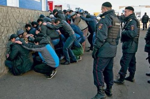 Yekaterinburqda azərbaycanlıların tərəvəz bazasında axtarışlar aparılır