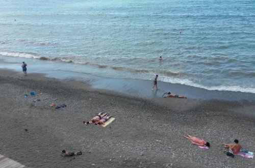 Çimərlikdə bu halla rastlaşsanız, polisə xəbər verin