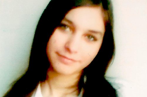 Bu qız itkin düşüb