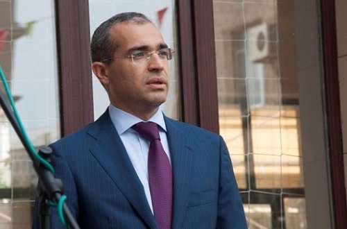 Mikayıl Cabbarov iş üçün 600 direktor axtarır