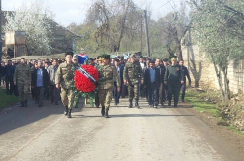 Şəhid zabitimiz dəfn olundu - FOTOLAR