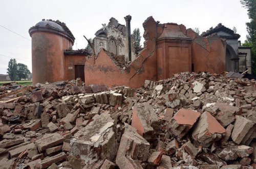 İtaliyada güclü zəlzələ: Ölənlərin sayı 247-yə çatıb