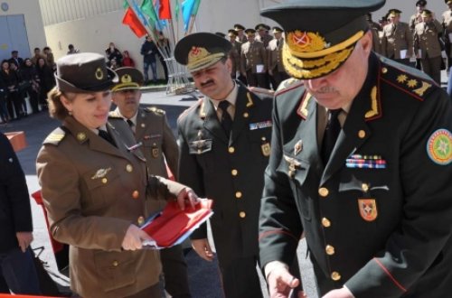 FHN əməkdaşlarına mənzil paylandı