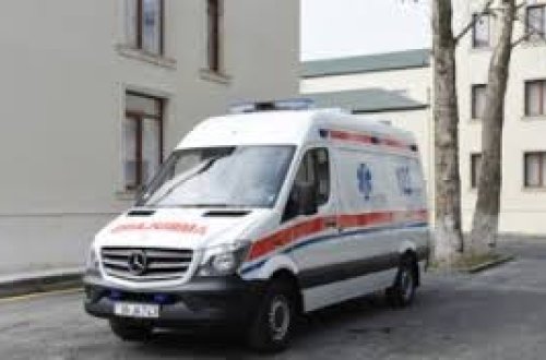 Azərbaycanda rəisi maşın vurdu